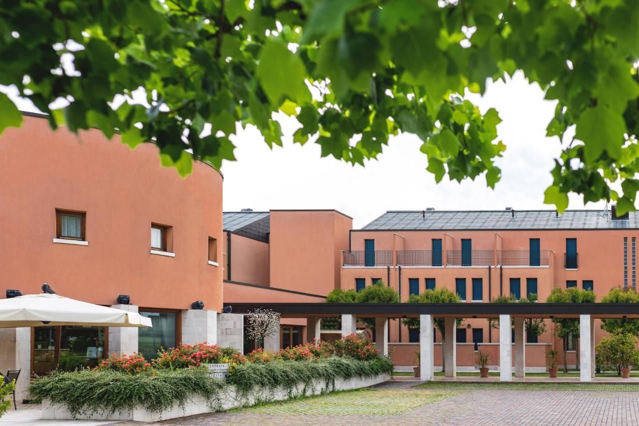Hotel Crystal Preganziol Exterior foto